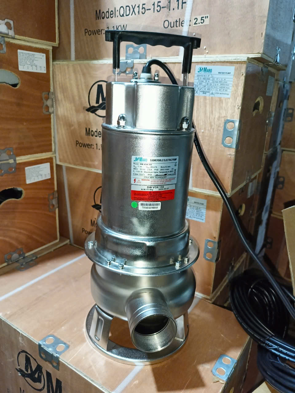 Bơm chìm nước thải cánh inox giá rẻ 2hp 3 pha Maro DW VOX 200
