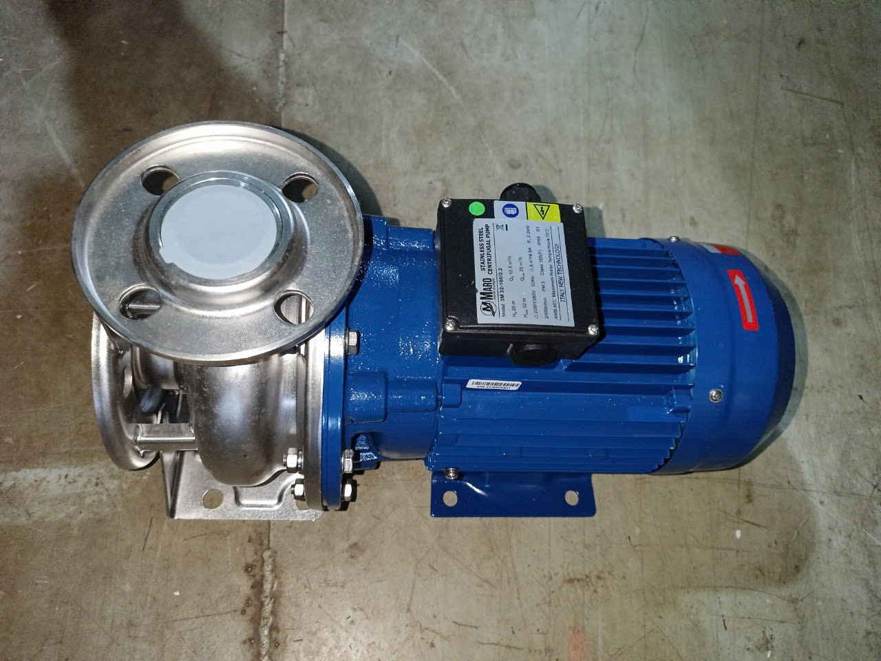 Bơm ly tâm trục ngang inox tưới béc châm phân Maro 3M32-160/2.2 1 Bơm trục ngang inox giá rẻ