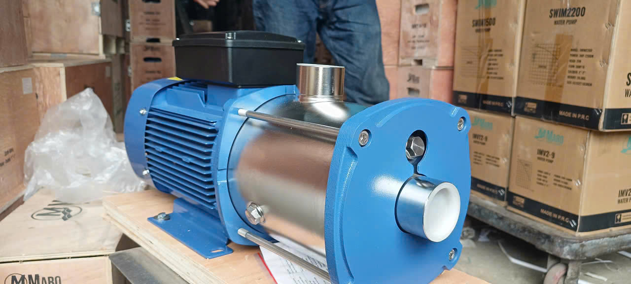 Bơm đa tầng cánh inox giá rẻ Maro