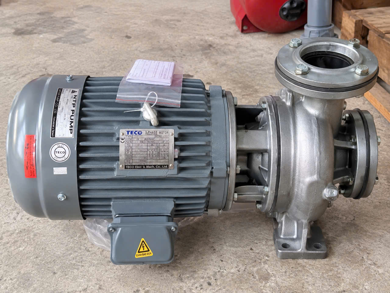 Bơm nước lò hơi đầu inox NTP